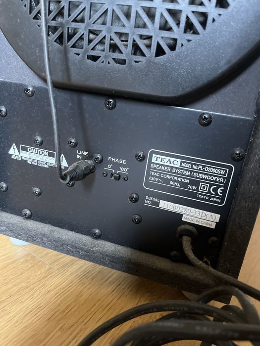 Subwoofer Teac Funciona