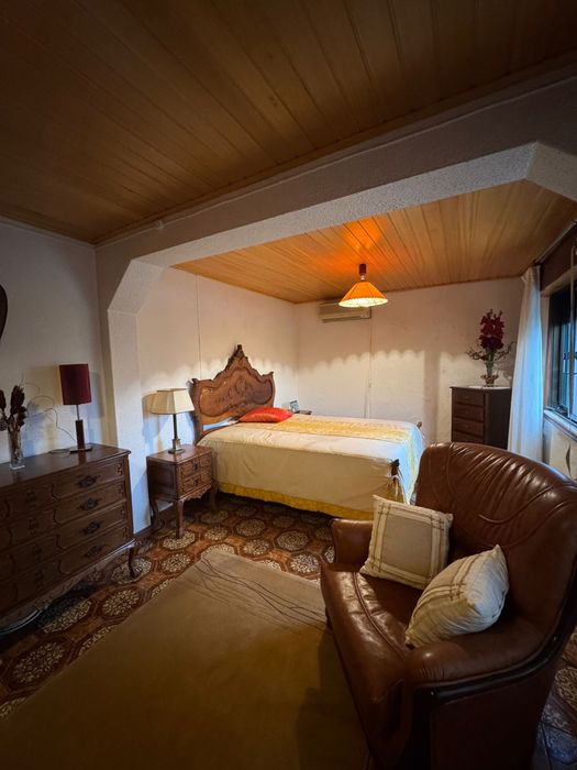 Casa em lagares para venda