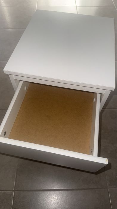 Mesa de Cabeceira