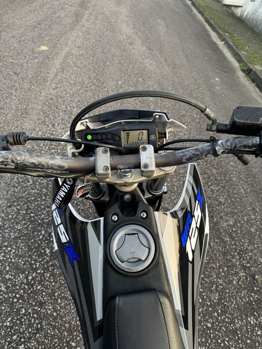 Yamaha WR 125X Supermoto – Pneus Novos, Extras, Pronta a Andar