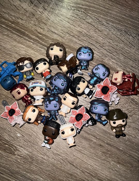 22 фигурки из киндера осд