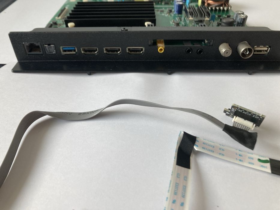 Motherboard RSAG7.820.11932 Hisense 55E7HQ