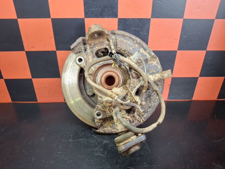 Manga de eixo frente direita MITSUBISHI L 200 / Triton Pick Up Chassis