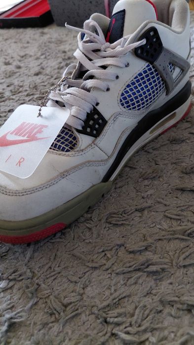 Чоловічі кросівки Nike Jordan 4, б/у, 43розмір