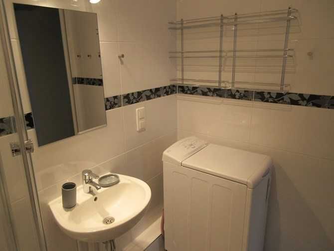 Jasny pokój, 500zł, Chrobrego 14, spokojna okolica, blisko tramwaj