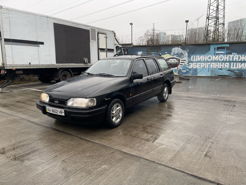 Продам полностью рабочий автомобиль