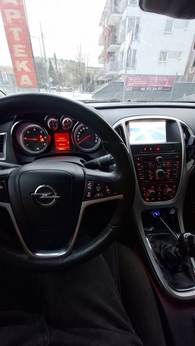 Opel Astra J sport tourer 2011 1.7 cdti