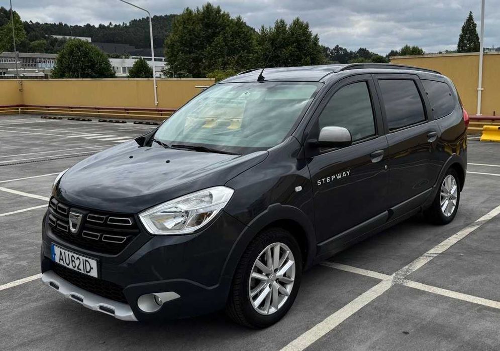 Dacia Lodgy 1.5 dCi Stepway 7L