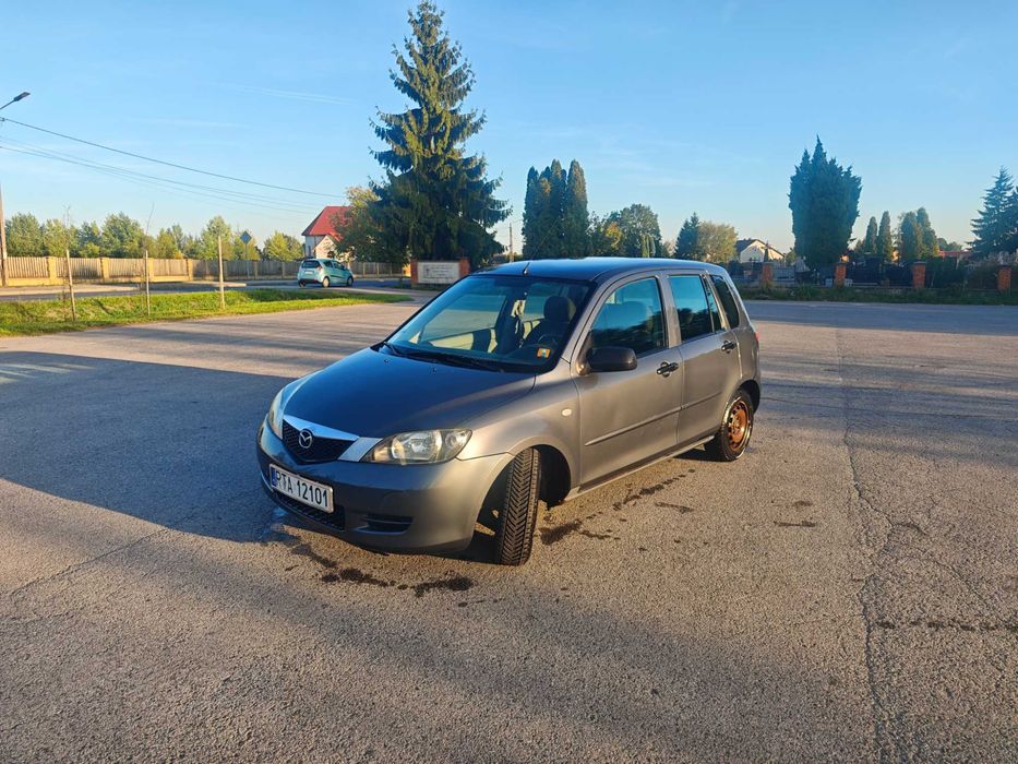 Mazda 2