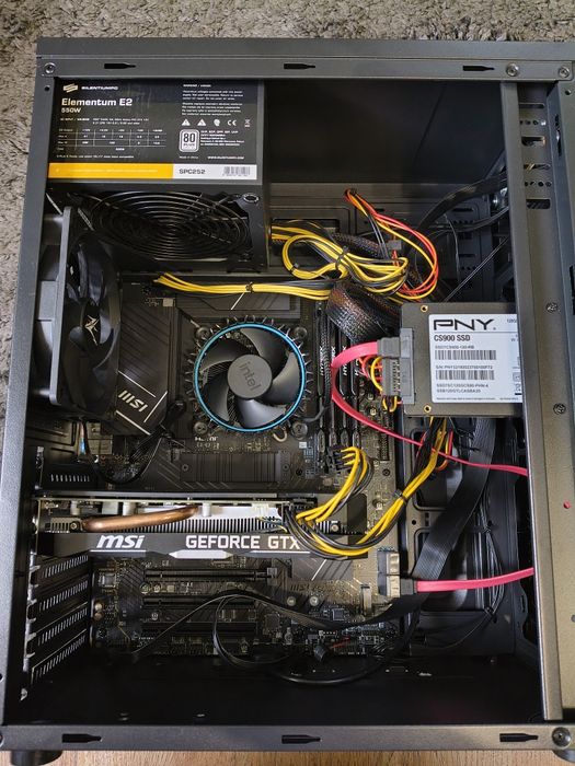 Obudowa komputera Zalman T8