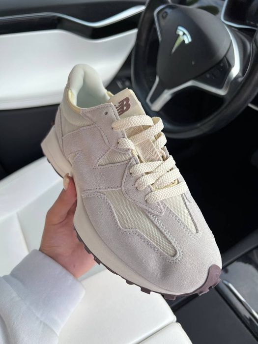 36-45 New Balance 327 Cream