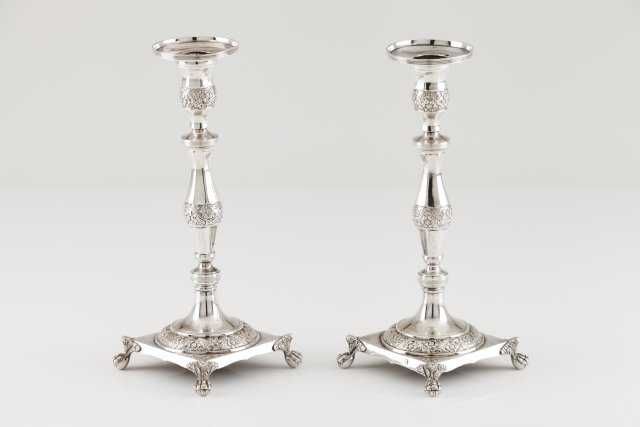 Par de Castiçais em Prata Lisboa Coroa