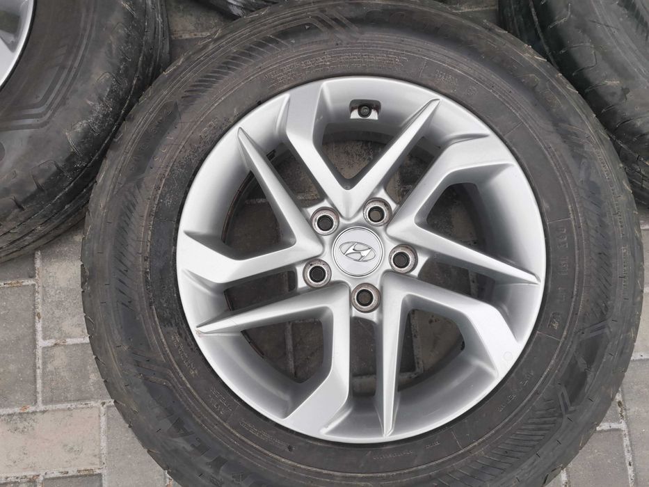Felgi HYUNDAI Tucson ix35 i30 i40  6,5Jx16H2 5x114,3 ET45 TPMS