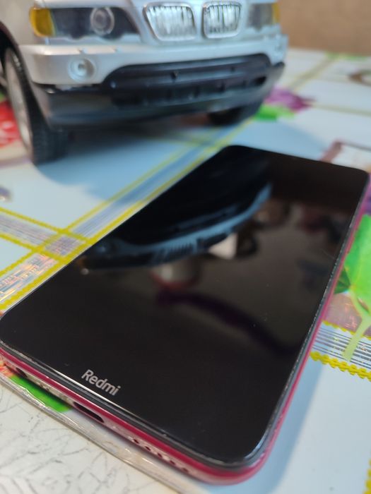 Продам телефон Xiaomi Redmi 8
