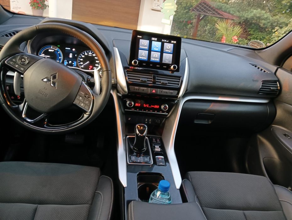 Mitsubishi eclipse cross PHEV 2022