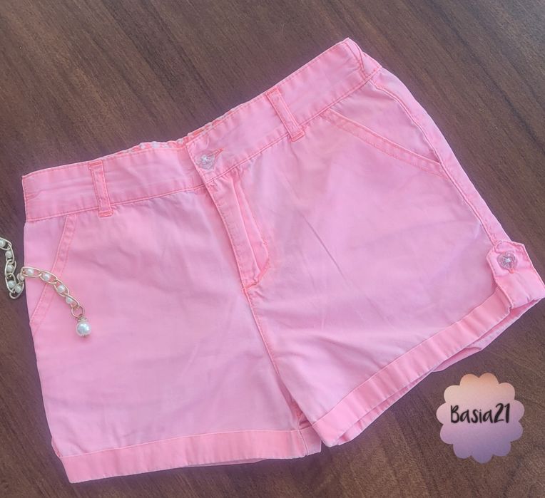 Spodenki dziecięce - krótkie.