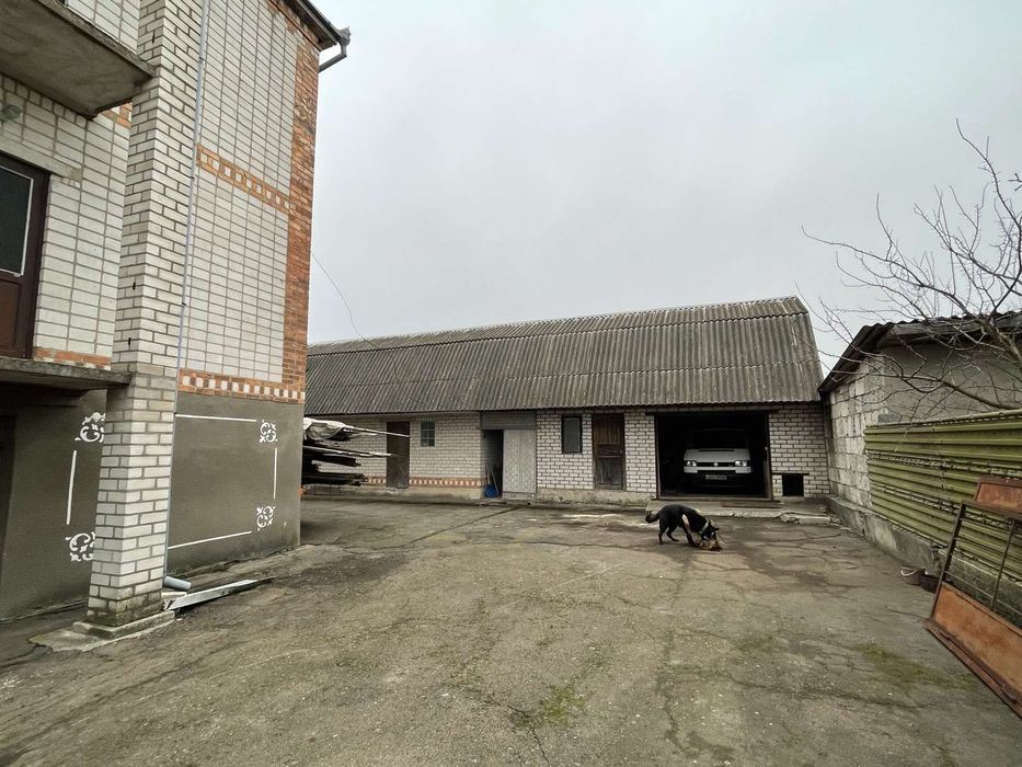 продаж будинку в Перлявці