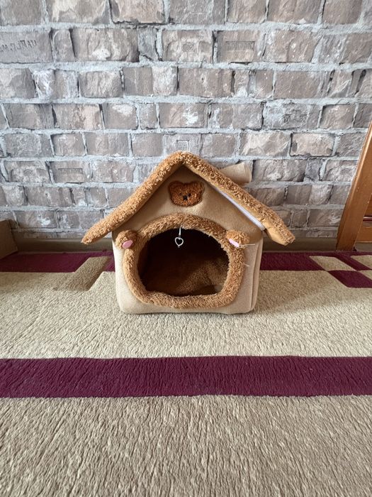 Будинок для котів