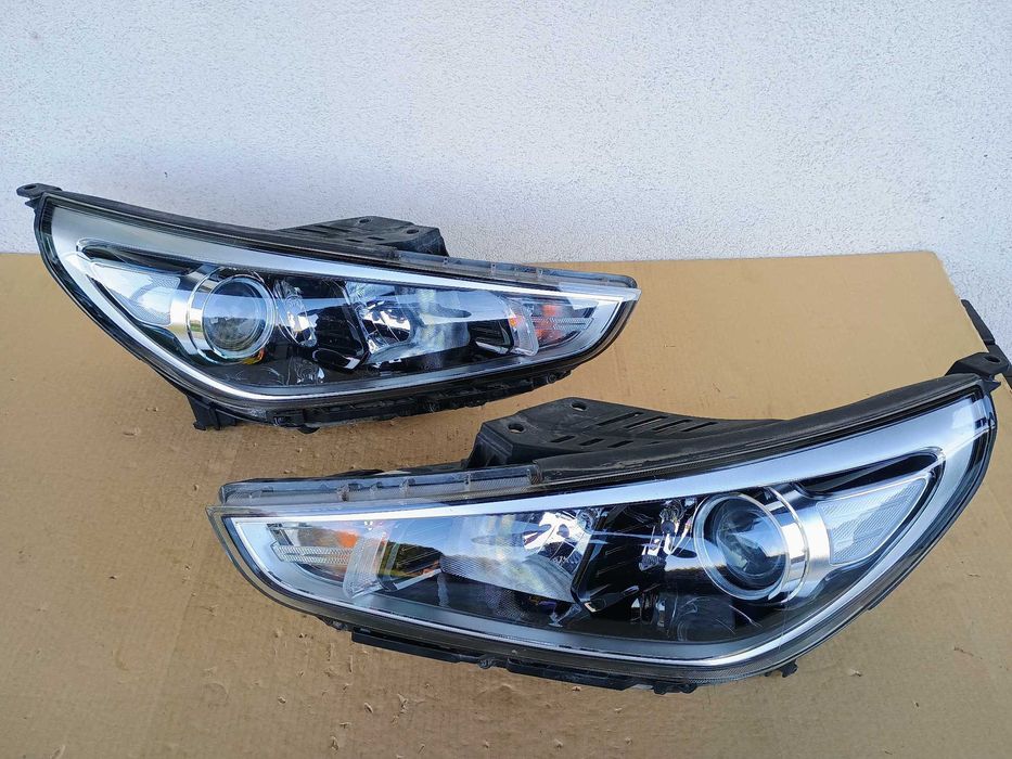 Lampa przód przednia lewa prawa HYUNDAI I30 III 16- ORYGINAŁ OE