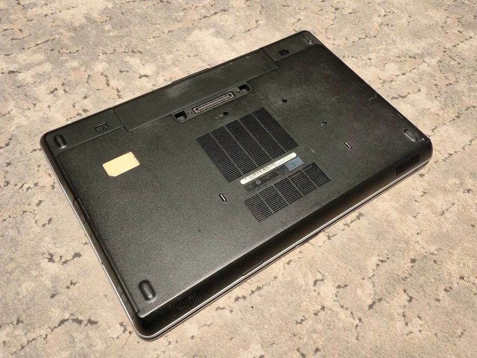 DELL Latitude E6540 - Core i7 4810MQ, ATi  Radeon HD 8790M, 16 GB RAM, 1 TB SSD + zasilacz