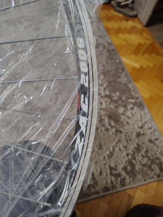Покришки,  колеса, обода, покришка  Mavic, Avanti, Weinman Zac 2000