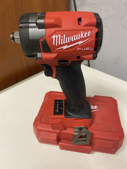 Klucz udarowy 1/2 cala milwaukee m18 FIW2F12 oryginalny