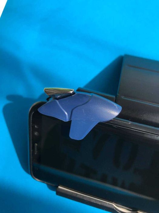 Ігрові тригери і напальчники ігрові для екрану SARAFOX V9, 4 шт.+ кейс