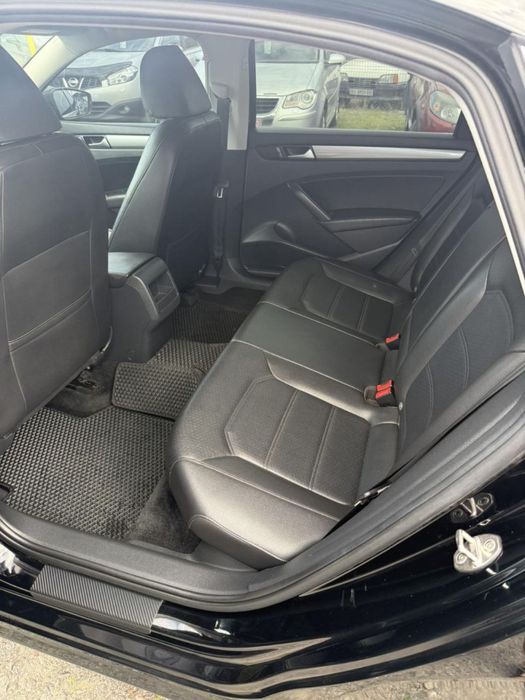 Продам Volkswagen Passat B7 2015