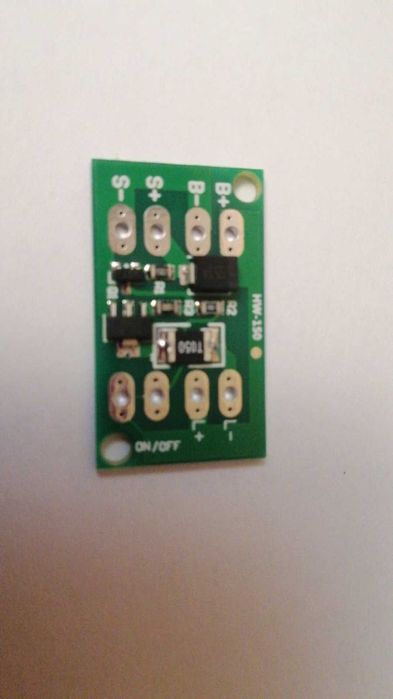 Контроллер заряда аккумулятора от солнечной батареи