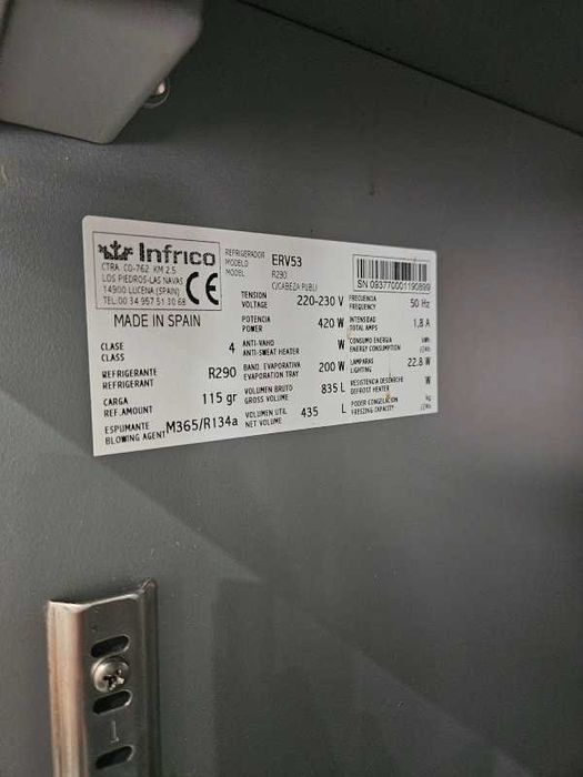 Infrico ERV53 Expositors Refrigerados para Cafés/Bars/Restaurantes