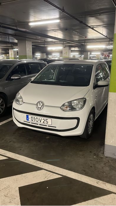 Volkswagen UP bluemotion — photo 2