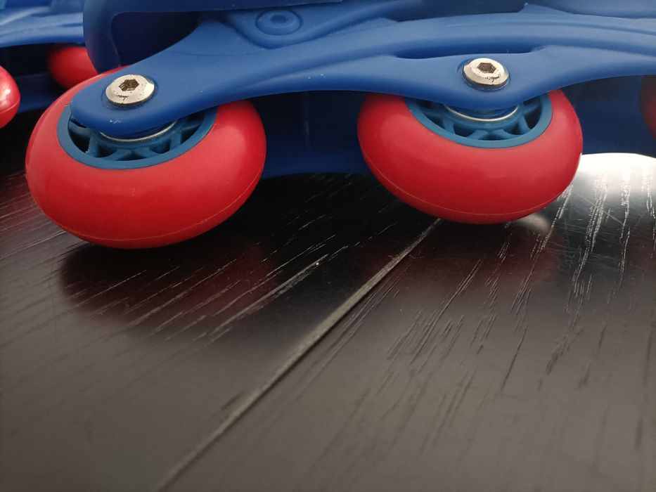 Patins em linha de criança