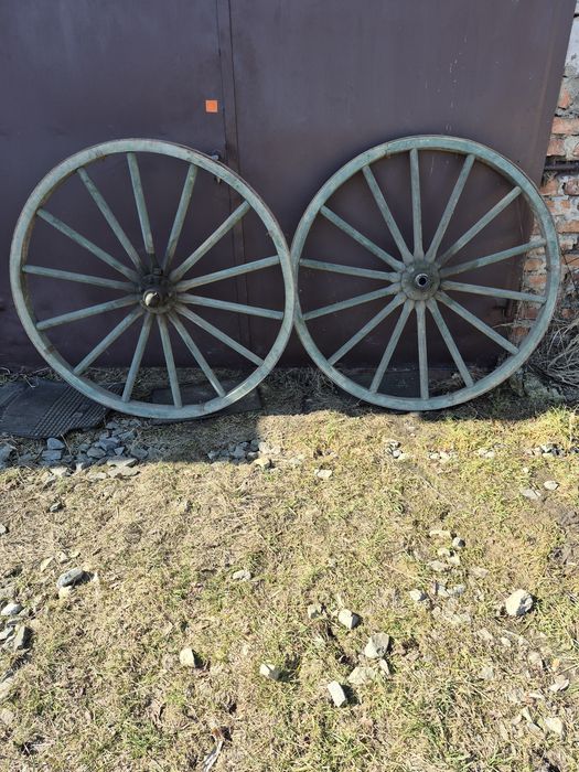 Sprzedam koło drewniane od wozu średnica 125
