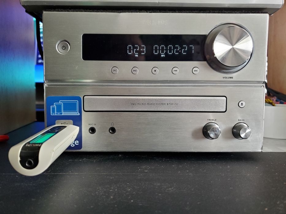 Центр  Philips  Bluetooth, NFC, CD,  DVD, USB, AUX