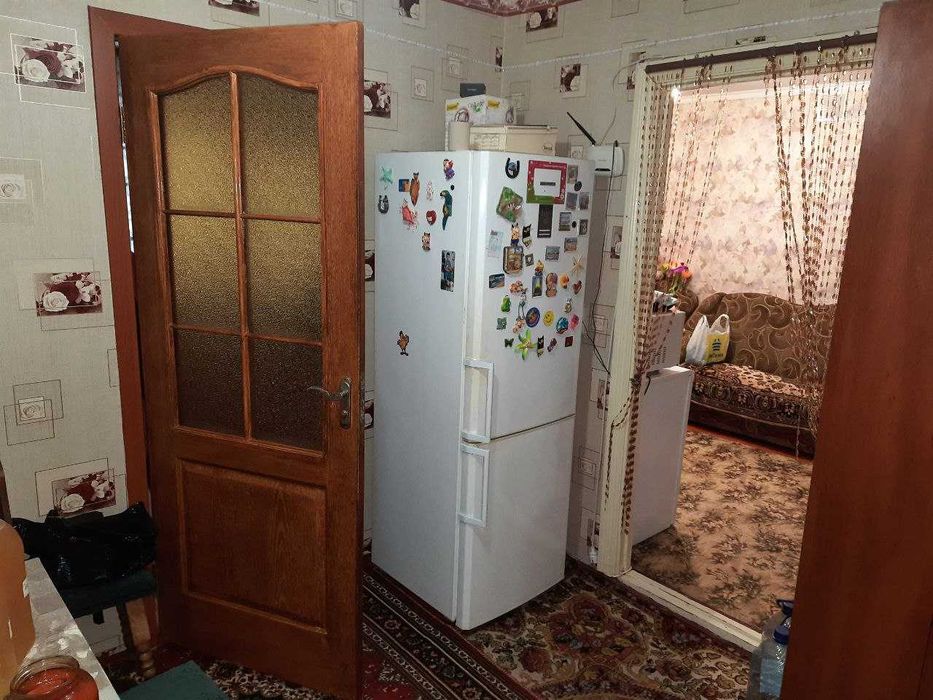 Продам дві кімнати в гуртожитку!!