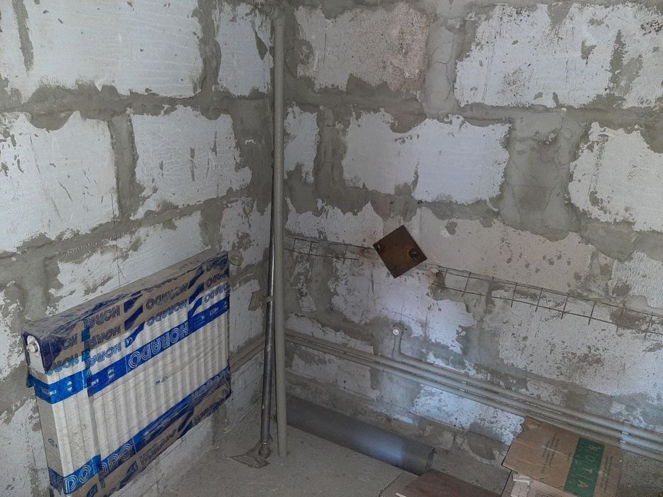 Ціну знижено! Продаж 2 поверхового будинку з садом та ділянкою