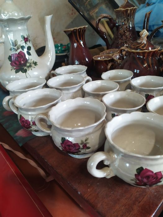 Набор из 12 чашек и чайник