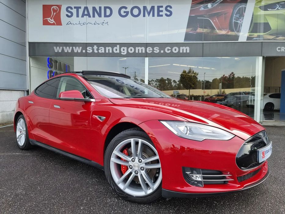 Tesla Model S 85 Perfomance