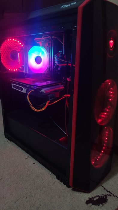 Komputer gtx1660ti SSD 256gb 16ram ddr4 700w