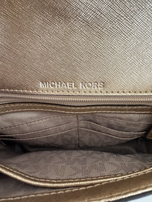 Mala Michael Kors