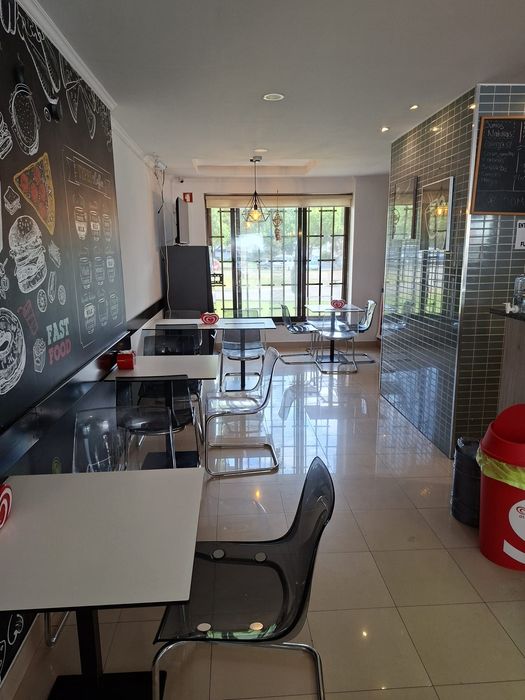 Trespasse Café/Snack-Bar excelente oportunidade