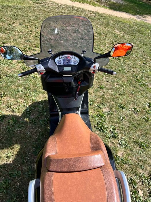 Yamaha Versity 300