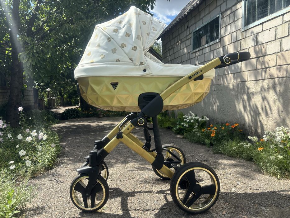 Коляска Junama diamond glow