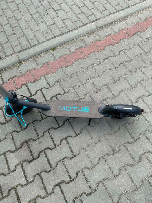 Hulajnoga elektryczna Motus scooty 10 lite