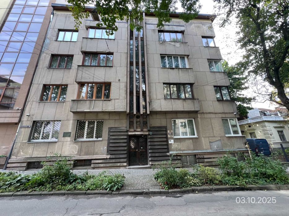 Нежитлове приміщення мансарди, площею 13 кв.м, м.Львів