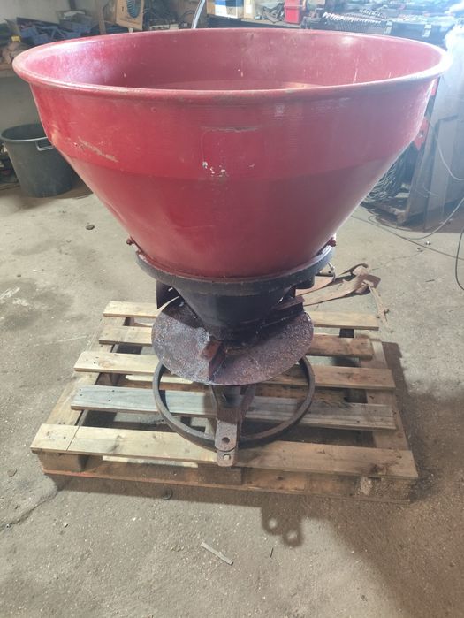 Espalhador de adubo ou semente