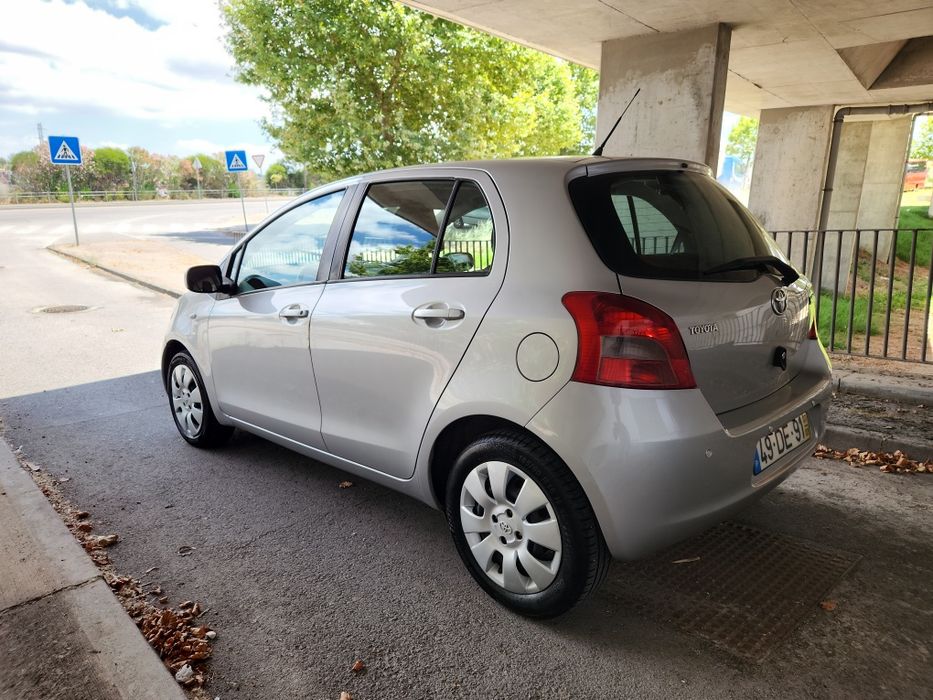 Toyota Yaris — fotografia 4