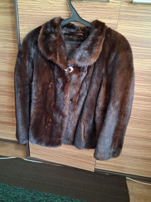 Шуба норкова коротка вживана