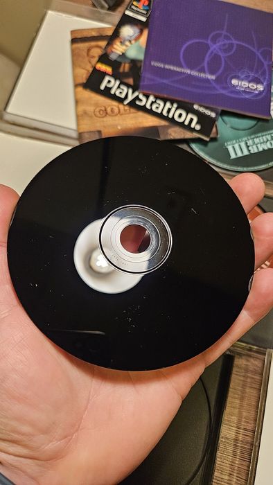 Tomb raider 1,2,3,4,5 na ps1