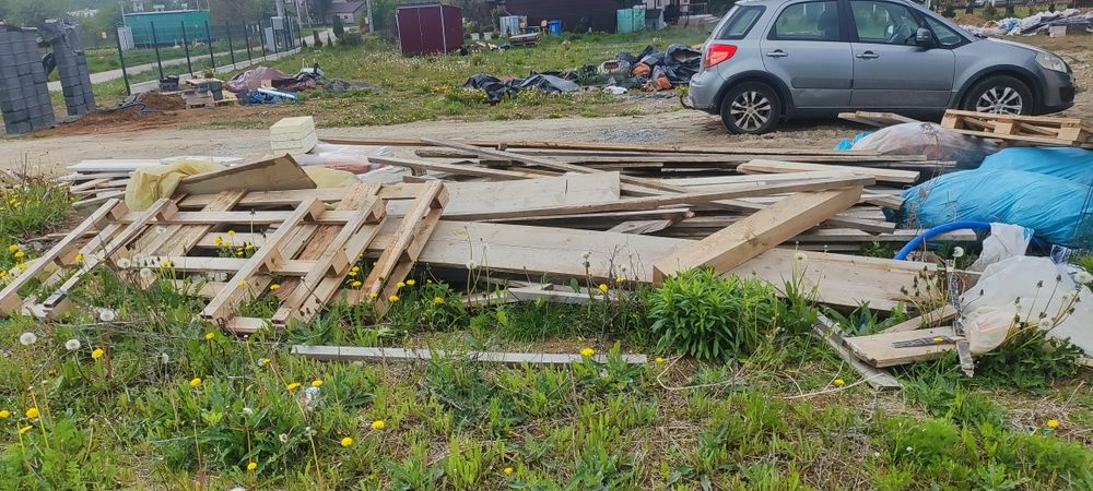 Deski szalunkowe, używane, pozostałości po budowie